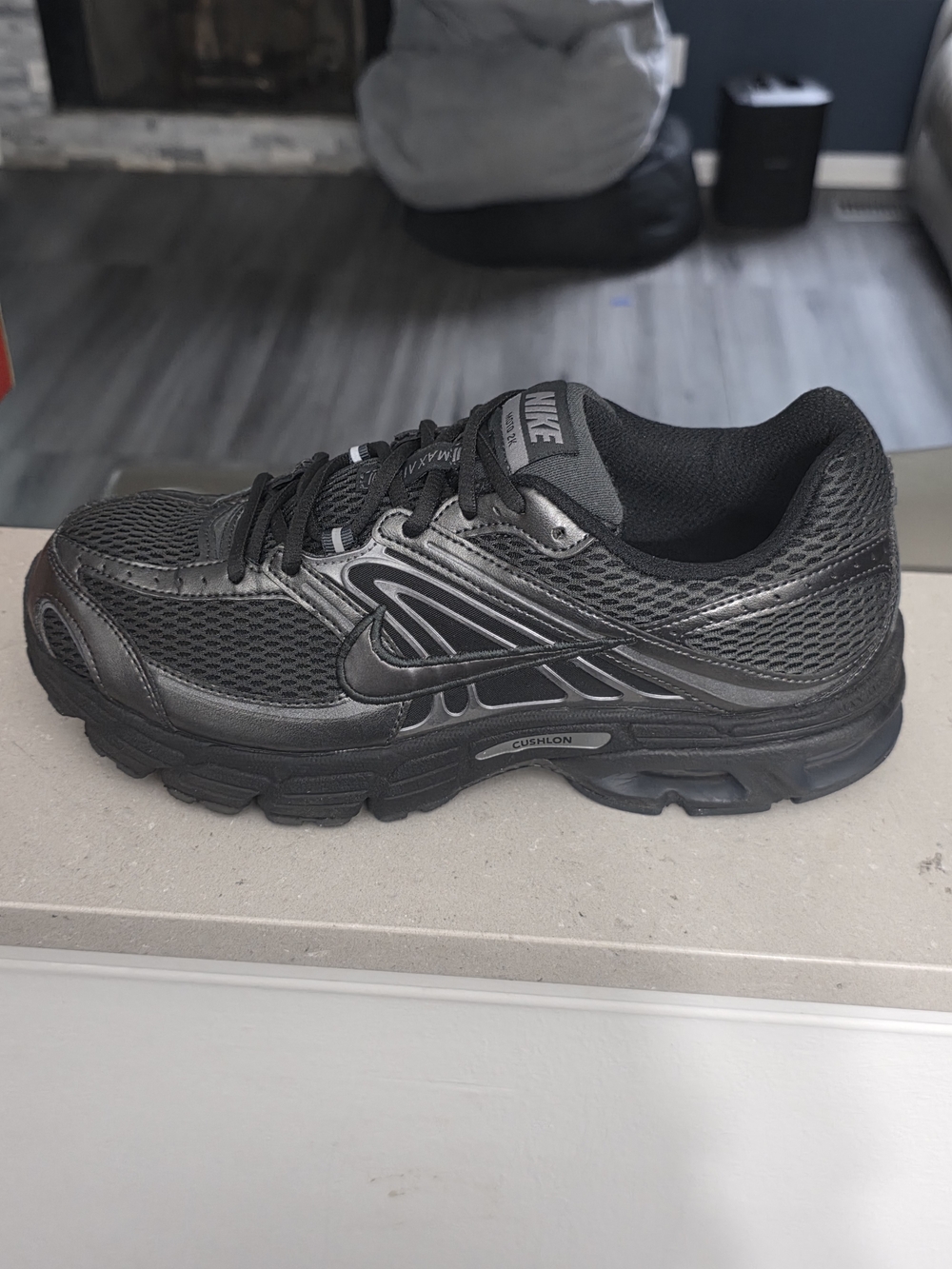 Nike Air Max Moto 2k Men’s. Black Athletic Running Shoe